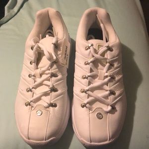 Adidas Dejada Sneaker